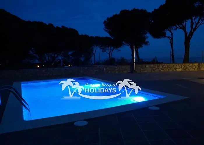 Costa Brava Holidays Yuca, Sea Views, Pool Villa Lloret de Mar