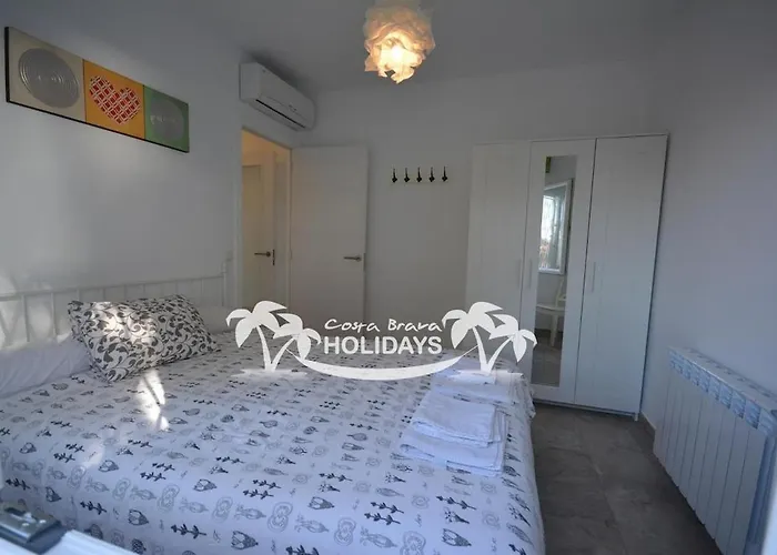 Costa Brava Holidays Yuca, Sea Views, Pool Lloret de Mar